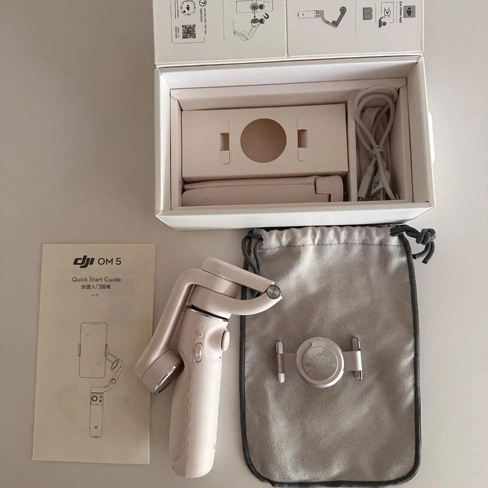 DJI OM 5 Smartphone Gimbal Stabilizer White Built-In Extension Rod